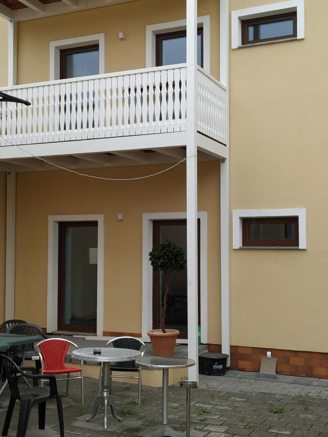 Mehrfamilien Haus Apartment Schkeuditz Exterior photo