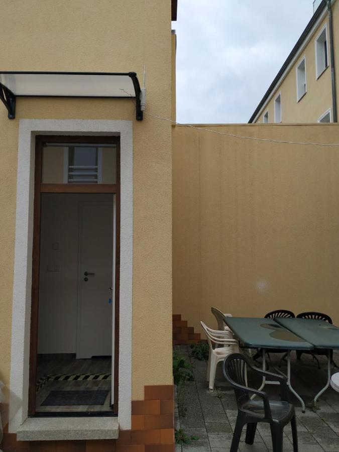 Mehrfamilien Haus Apartment Schkeuditz Exterior photo